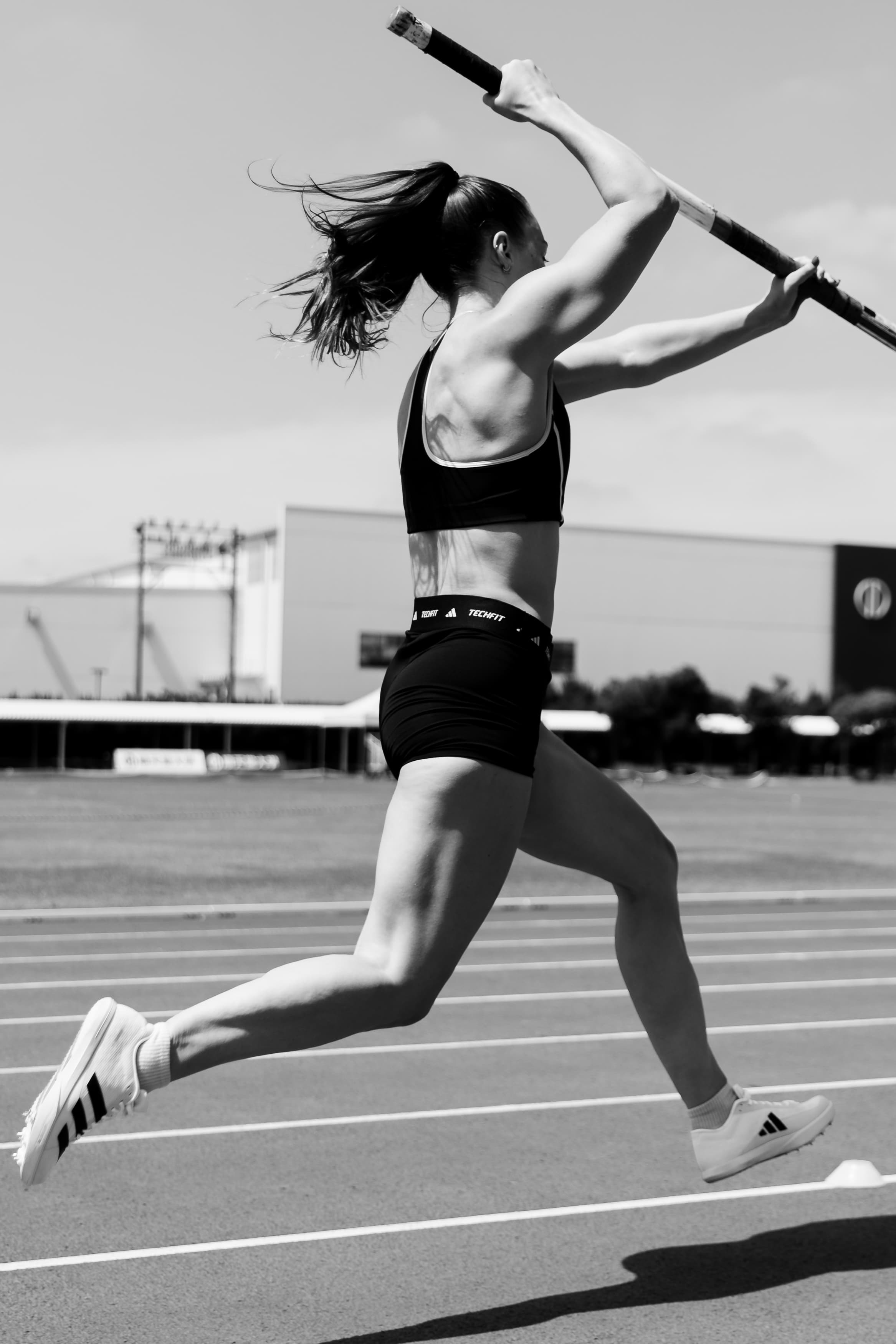 So… How did I get into Pole Vault?? I grew up doing gymnastics from age 4-14 years old. It was my whole identity and the thing I loved most. When I was 14 I felt sharp pains in my back. I went to the doctor and he said “you can’t do gymnastics ever again” my word stopped. My dream of becoming and Olympian crushed. Then… I asked myself what other sport ca I do to achieve that dream? As fortune has it, months after this news, a pole vault coach came into my school to do a PE lesson on pole vault. Whilst I couldn’t do it at the time because of my back, I asked him if I could join once it was healed. Much to his delight of me being an ex gymnast he welcomed me into the sport. I grew through the ranks and fell in love with the thrill aspect of the event. Since then I never looked back and it’s got metal where I am today!!